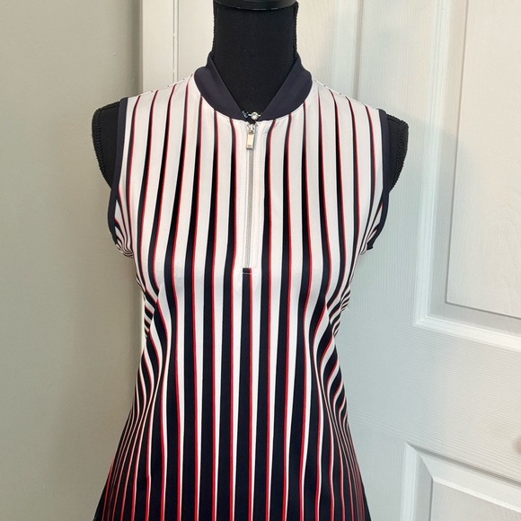 Tail Activewear Top💙NWOT❤️ - Picture 2 of 6